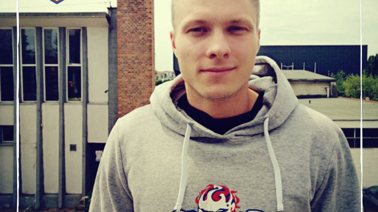 Chciałbym, by jak najwięcej ludzi biznesu dzieliło moją miłość do hokeja... - rozmowa z Adrianem Jaworskim, obrońcą KH Energa Toruń